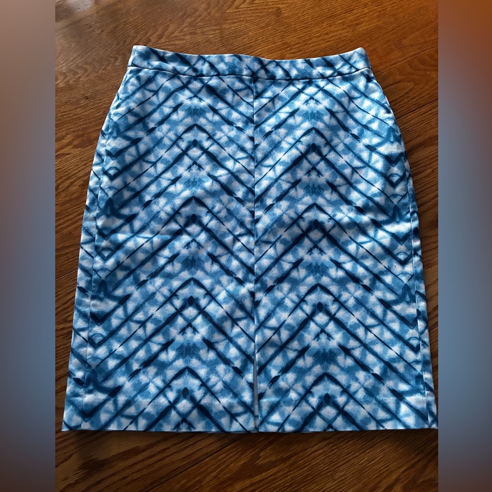 Banana Republic Blue Geometric Tie-Dye Pencil Skirt size 8